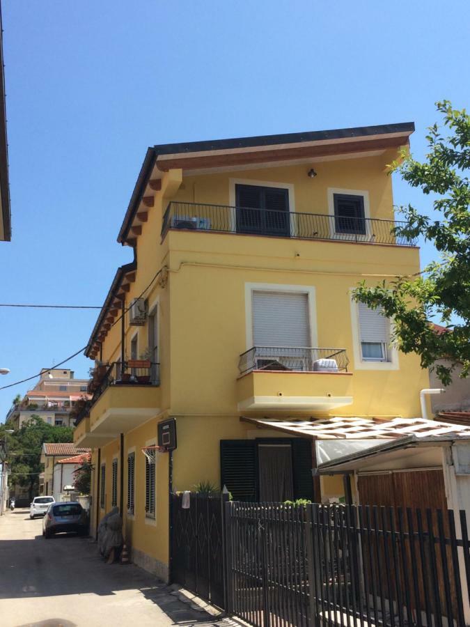 Casa Vacanze “Sale Di Mare” Пескара Екстер'єр фото